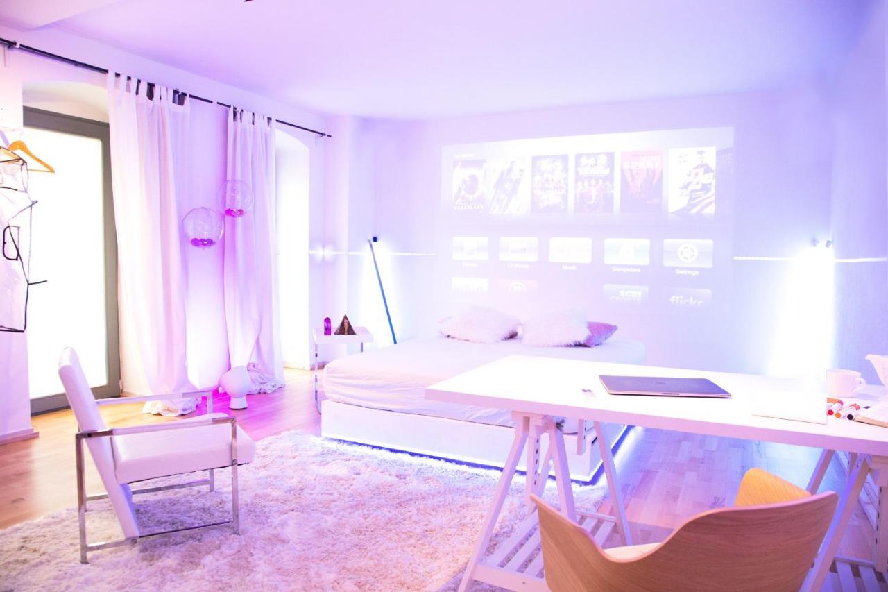 Cosy At Prenzlauer Berg With Terrace And Headphonecinema Appartement Berlijn